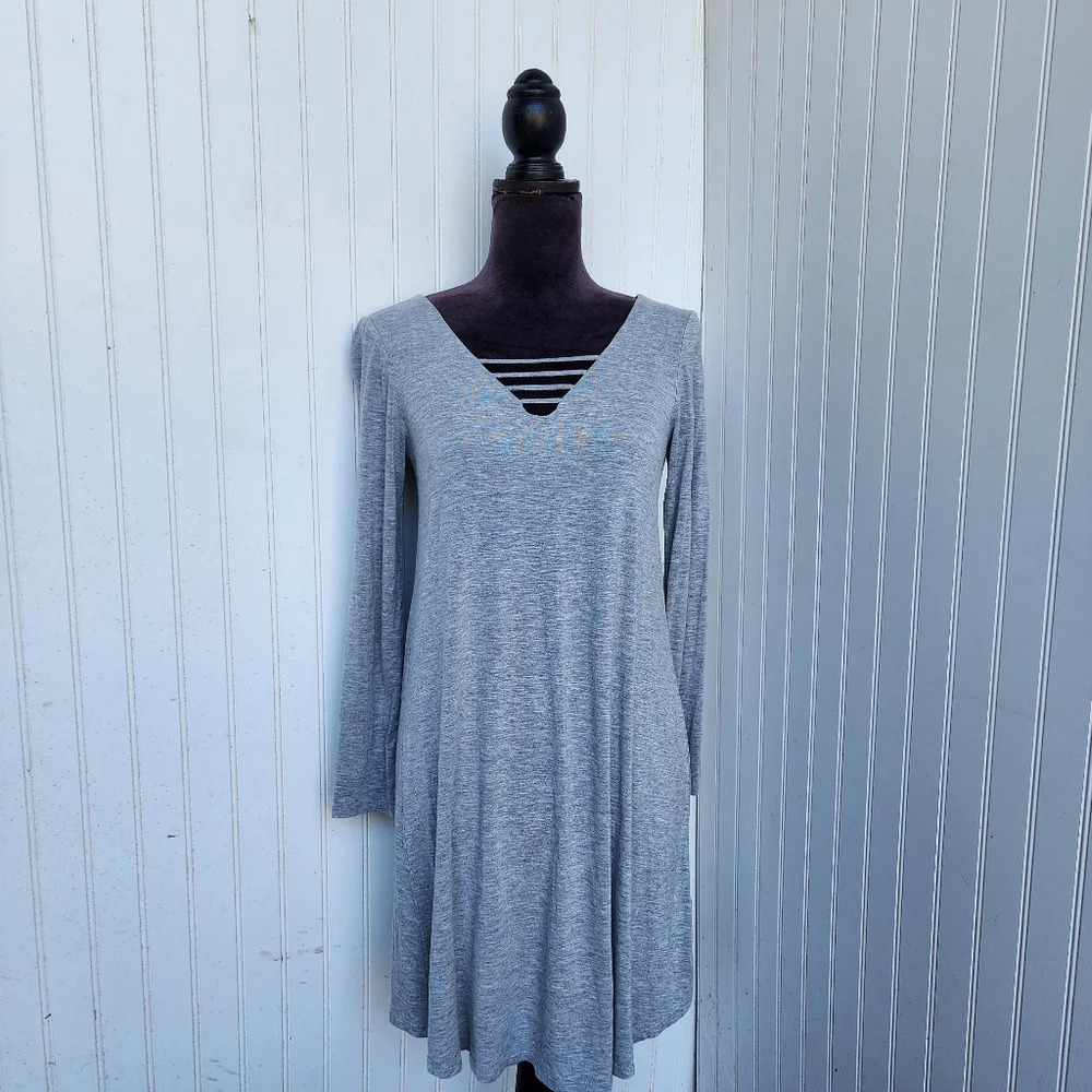 Venus Gray Long Sleeve V-Neck Strappy Jersey T-shirt Dress Rayon Stretch Sz S